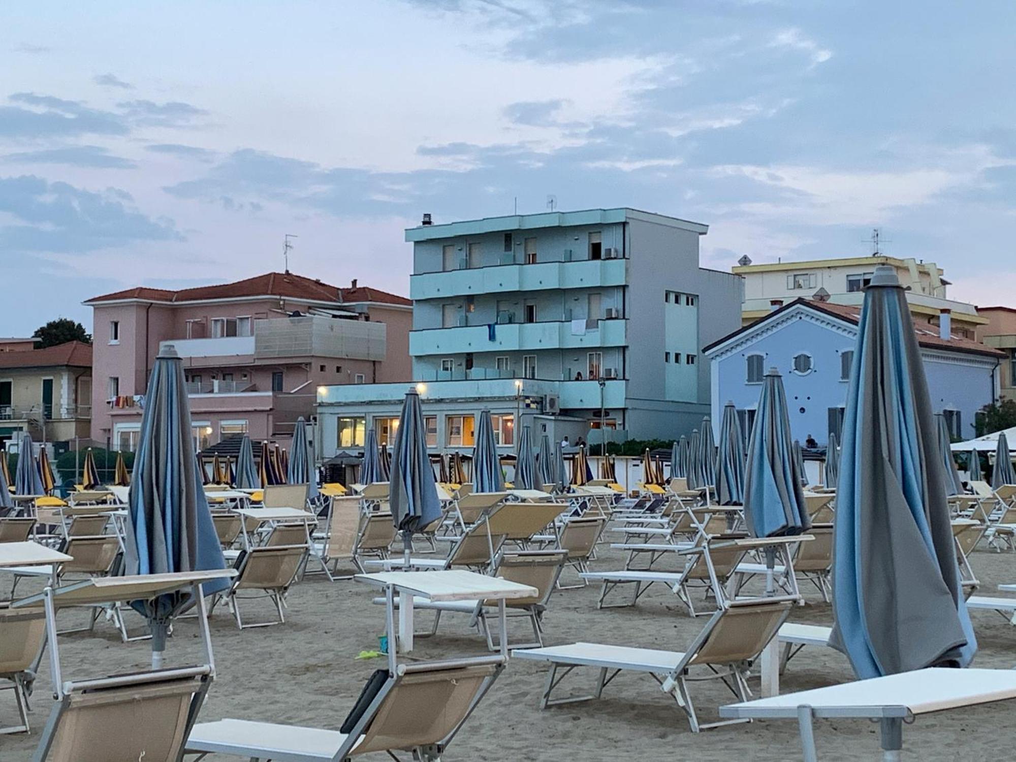 Hotel Acquamarina Viserba Rímini Exterior foto